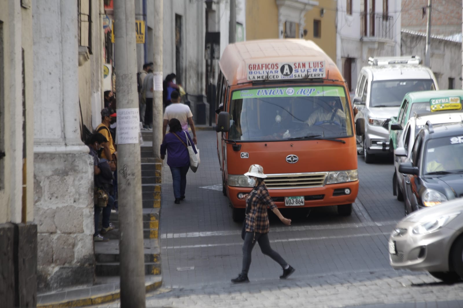 Transportistas del SIT suspenden paro convocado para mañana