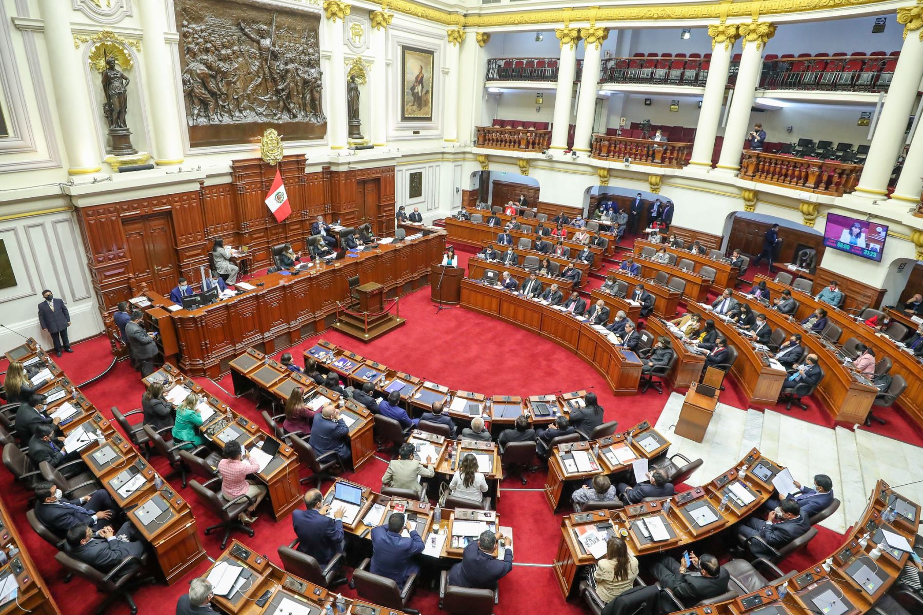 Congreso aprobó admitir a debate moción de vacancia presidencial