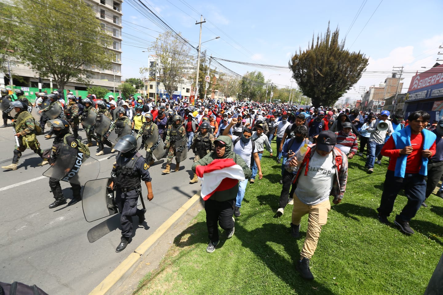 Protestas generaron pérdida de casi S/ 1,000 millones en economía peruana