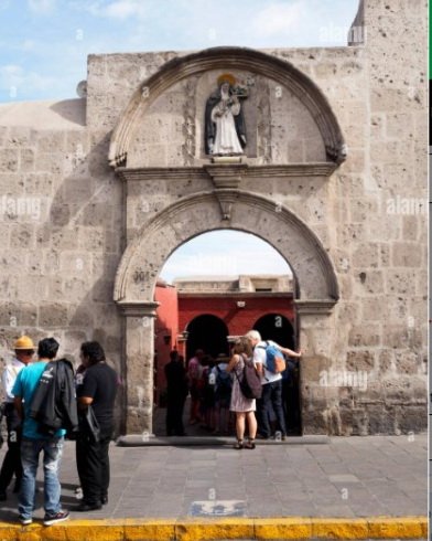 Flujo turístico en riesgo por crisis política en el país