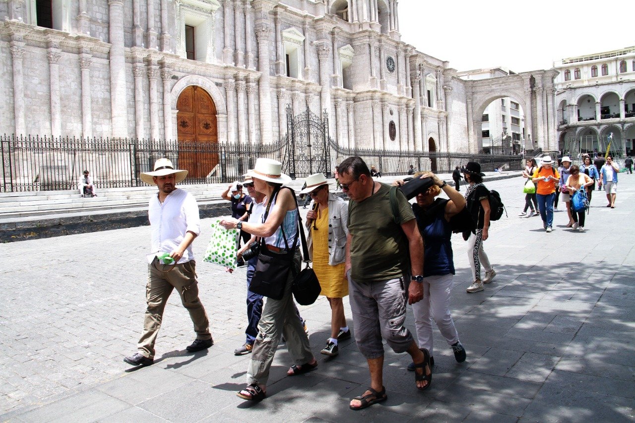 Operadores turísticos chilenos promocionarán más visitas a la región