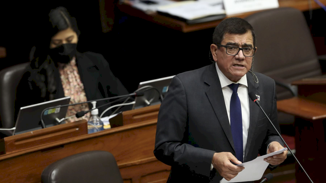 Williams: «Si ese documento está justificado analizaremos reprogramación de vacancia”