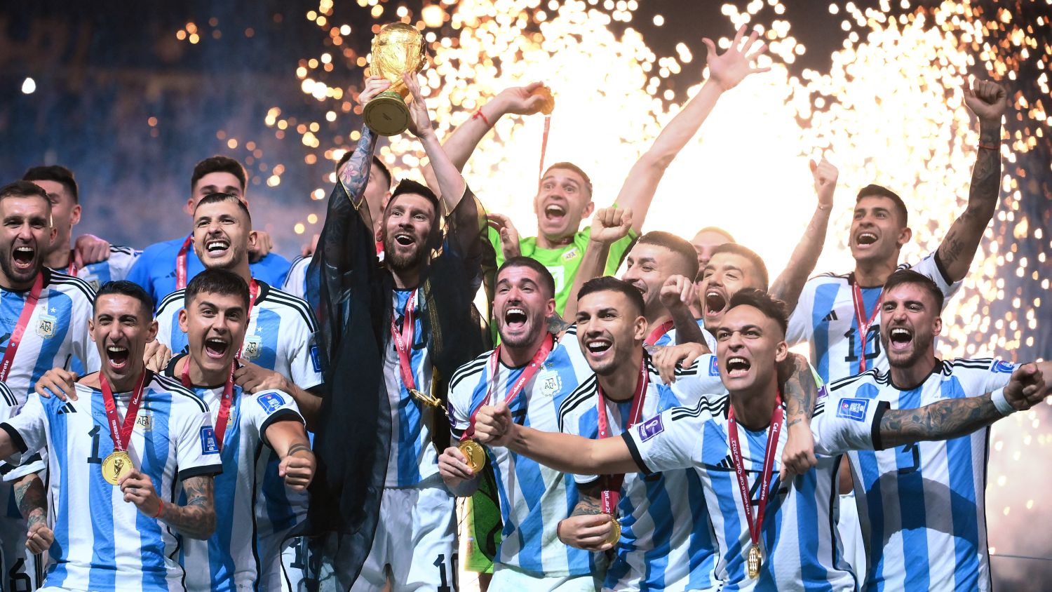 ARGENTINA CELEBRA SU TERCERA ESTRELLA EN CATAR 2022