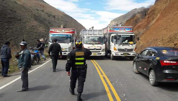 Vías con tránsito interrumpido aumentan a 68 y afecta a 8 regiones