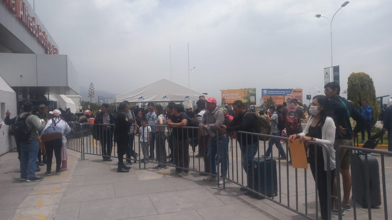 Operaciones en el aeropuerto se retomarían el domingo