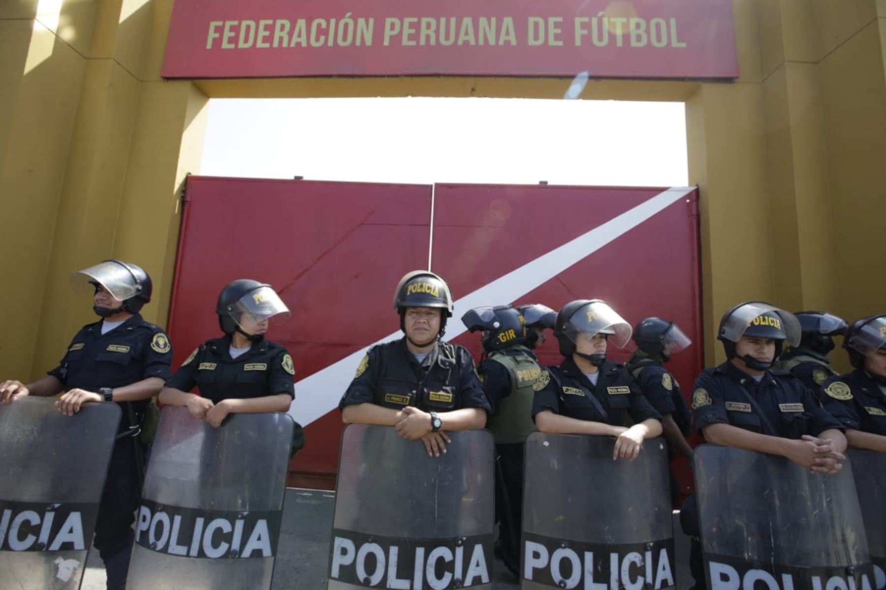 DirecTV y Best Cable serán los operadores del torneo de la Liga 1