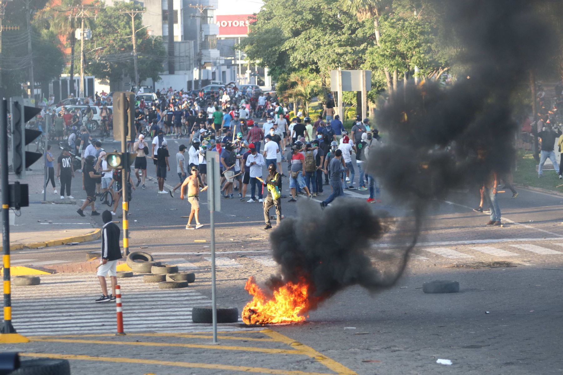 POR ENCARCELAMIENTO DE GOBERNADOR CAMACHO