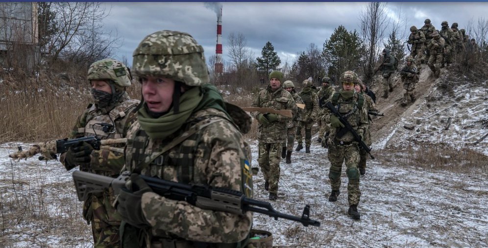 Pueblo ruso fronterizo con Ucrania fue escenario ayer domingo de una nueva incursión de combatientes