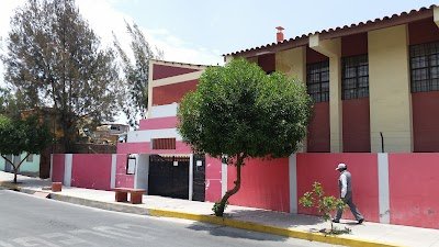 Colegio Villa El Golf en Socabaya tiene 12 aulas inhabitables debido a las lluvias