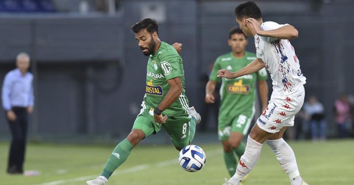 Cristal pagó caro sus errores y cayó 2 – 0 contra Nacional