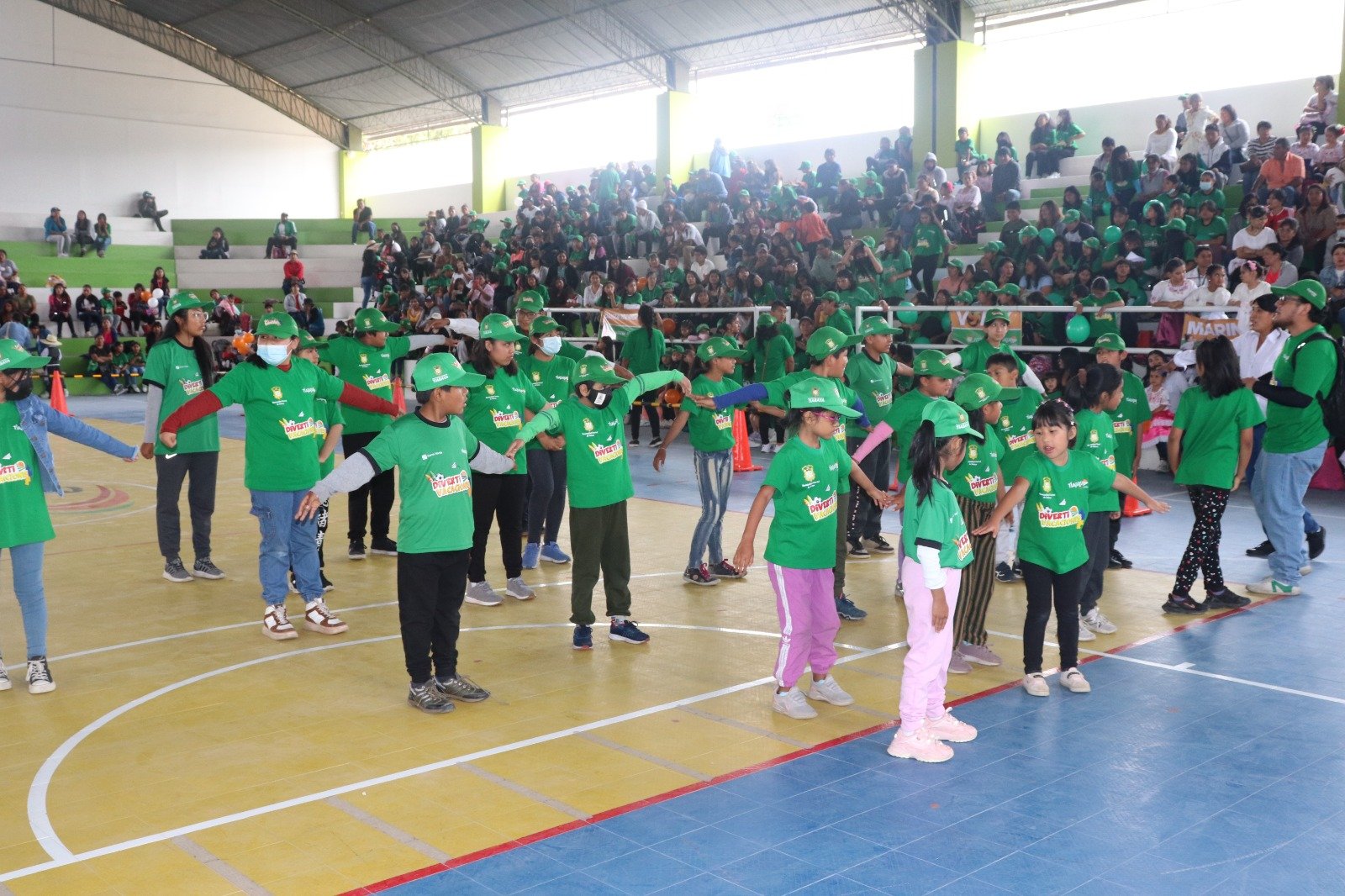 SE REALIZÓ CLAUSURA DE PROGRAMA DE VACACIONES UTILES CON LA PARTICIPACIÓN DE 1600 ALUMNOS