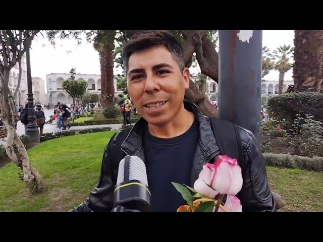 Así se vivo el día de San Valentín en la plaza de Armas