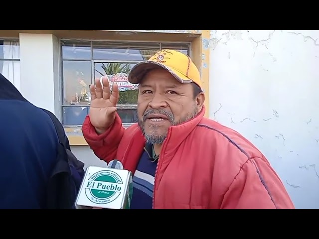 Largas colas en el hospital regional Honorio Delgado Espinoza