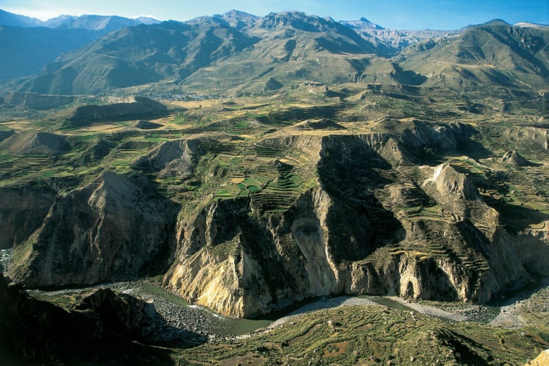 Instalación de señalética en el valle del Colca requiere autorización de comunidades