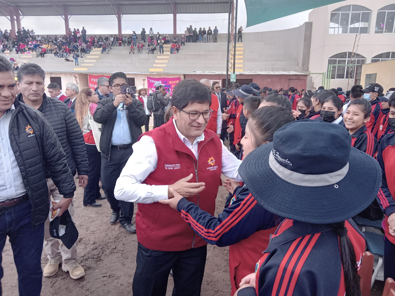 Se inauguró el año escolar 2023 en centros educativos estatales