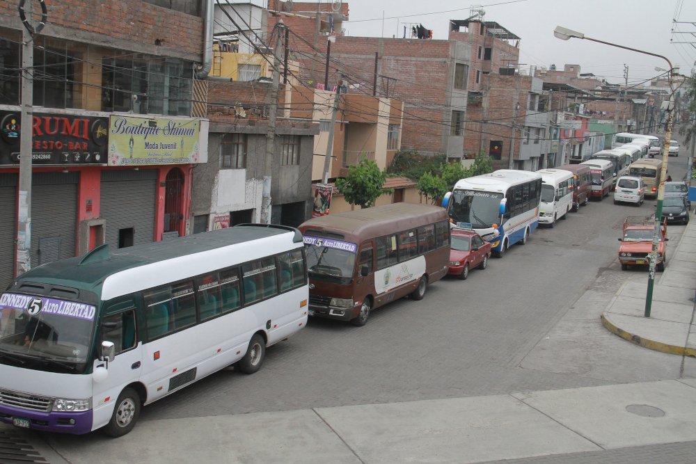 Más de 100 unidades se retiran del SIT en distrito de Paucarpata