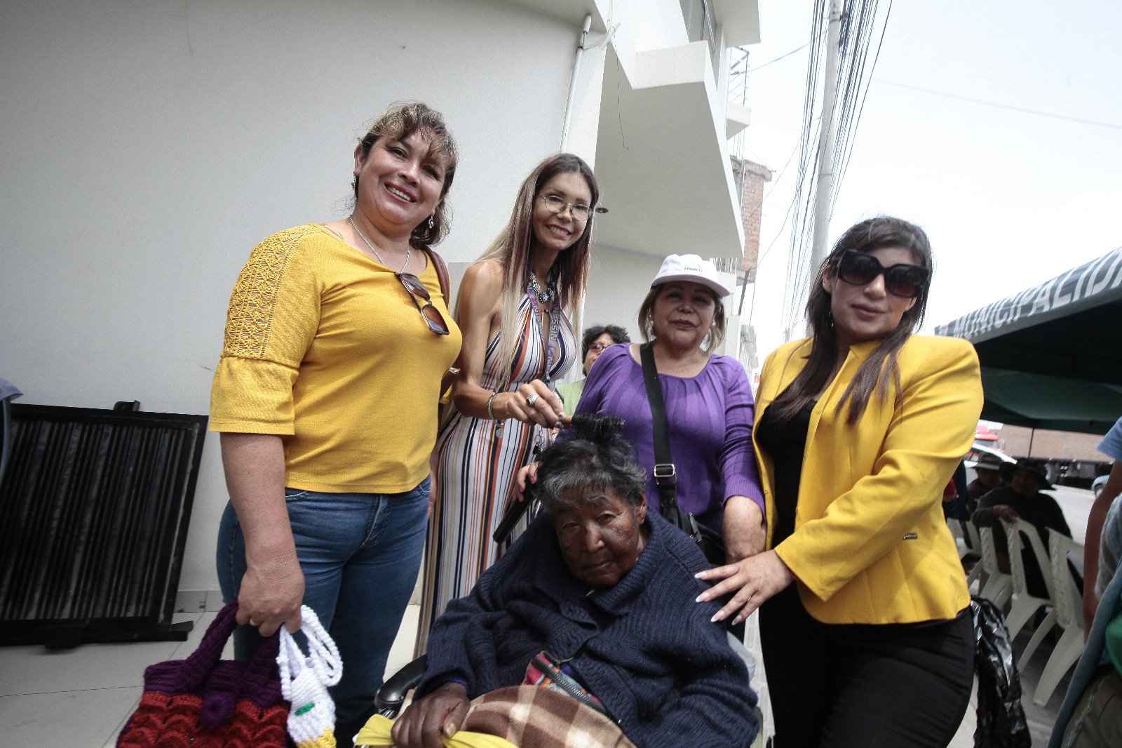 Una mañana de confraternidad y belleza disfrutaron mujeres arequipeñas