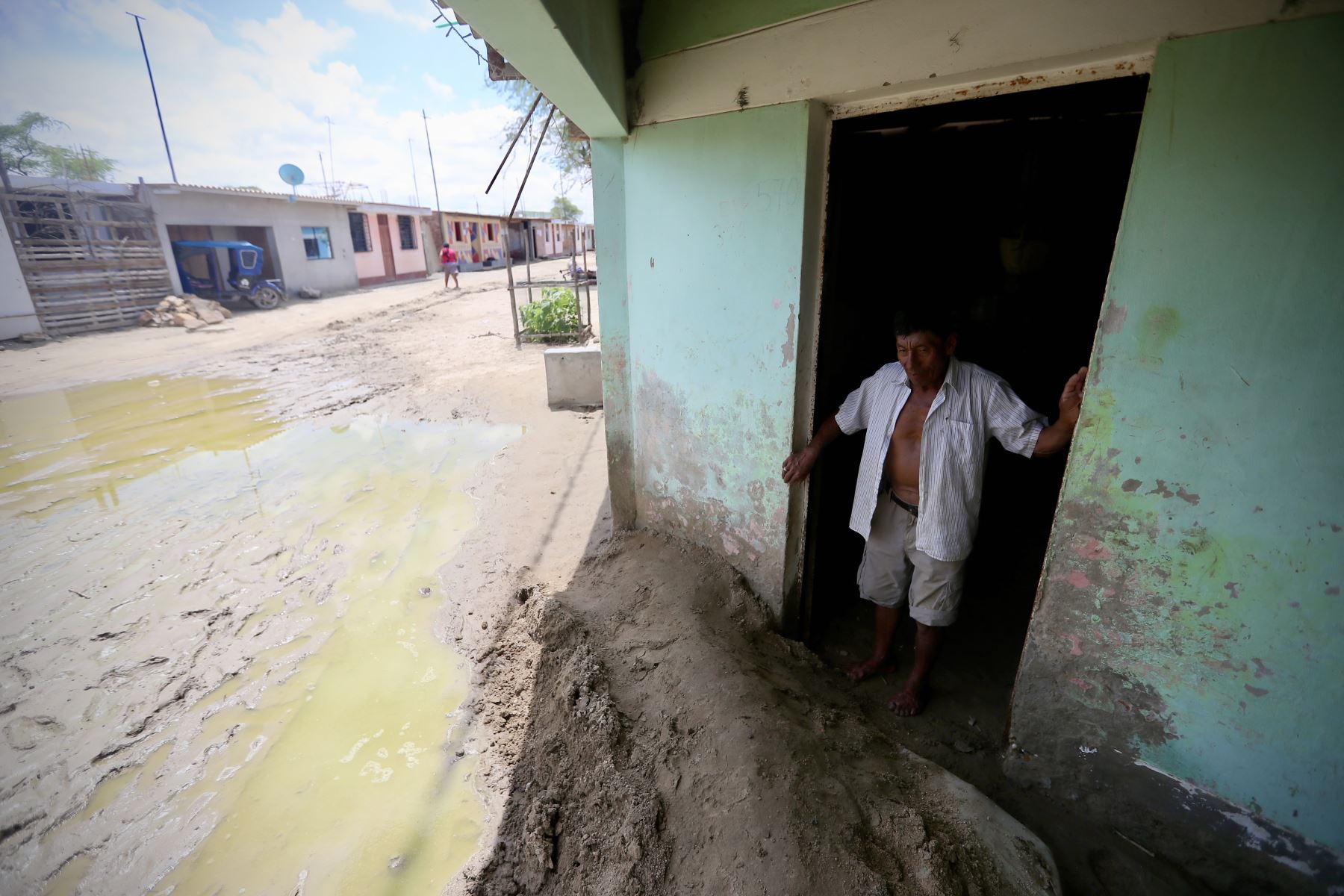 Lluvias dejan 65 fallecidos, 128 heridos, 9423 damnificados y 65,000 afectados