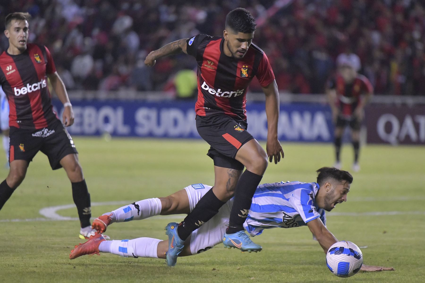 LIBERTADORES: MELGAR CONTRA OLIMPIA, ATLÉTICO NACIONAL Y PATRONATO