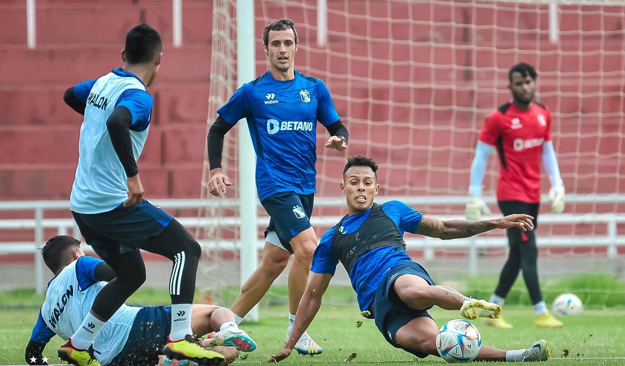 MELGAR ENFRENTA A VALLEJO EL DOMINGO EN AREQUIPA