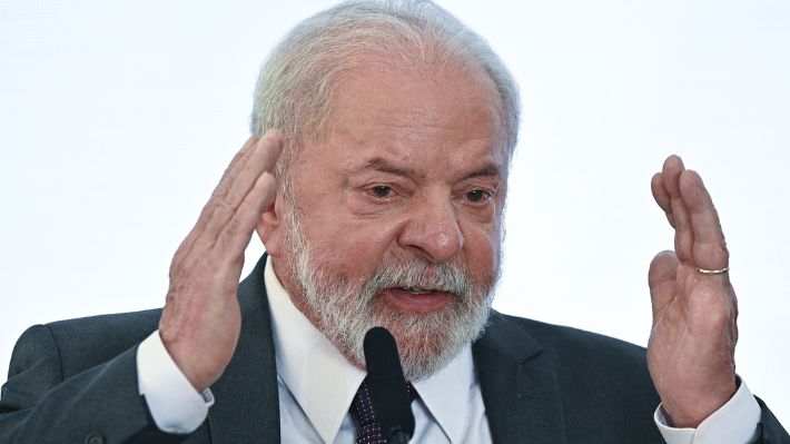 Lula da Silva suspende viaje a China por una neumonía