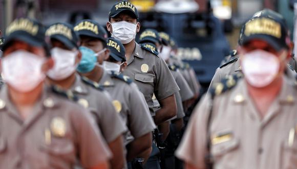 Limpieza en la Policía