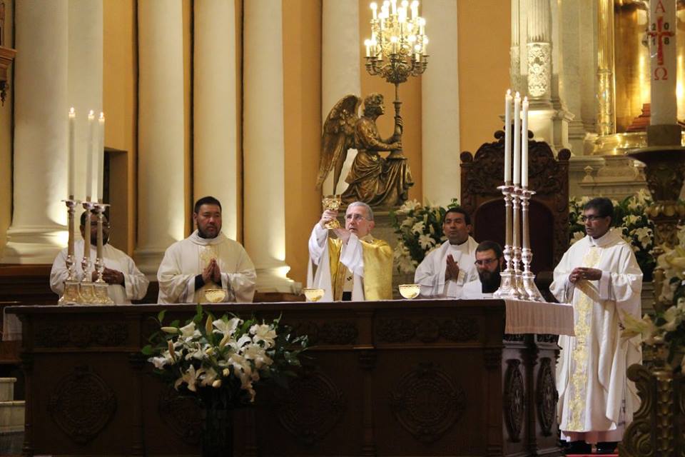 Domingo de Resurrección con el Arzobispo en La Catedral