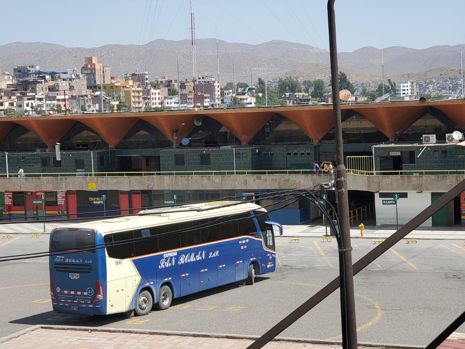 Precio de pasajes aumenta por Domingo de Pascua