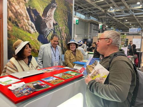 Atractivos turísticos de Arequipa deslumbraron en Francia