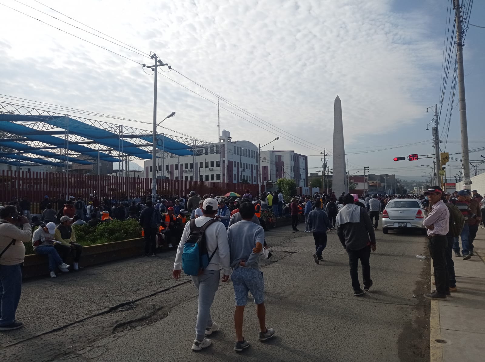 Trabajadores de Construcción Civil exigen reactivación de obras en Arequipa