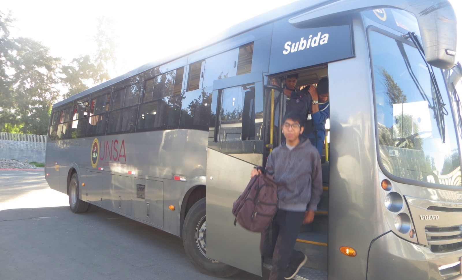 En UNSA reanudan  transporte gratuito para sus estudiantes