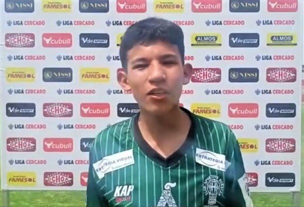 Víctor Chacón debutó en la Liga del Cercado con solo 15 años