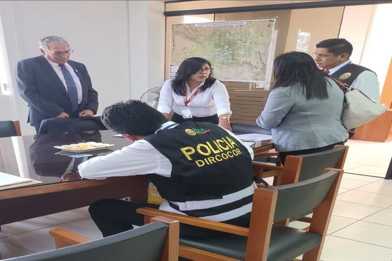 Jefa de la Oficina Regional de Asesoría Jurídica sería interpelada por el CRA