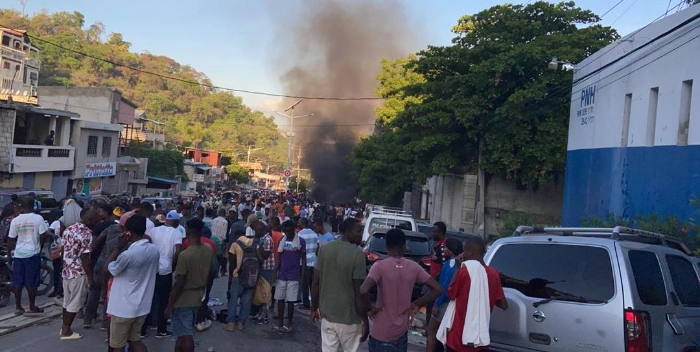 Haití: una multitud lincha a 14 presuntos bandidos