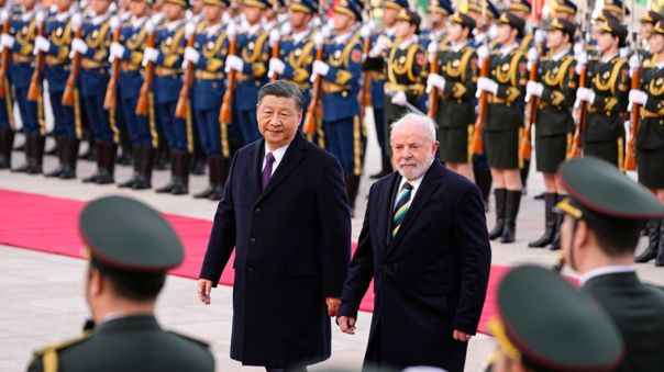 Lula da Silva amplía lazos con China en medio de la tensión