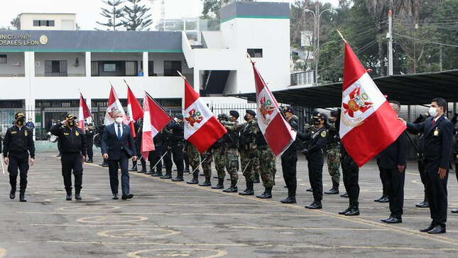 El difícil camino para recuperar confianza en la PNP