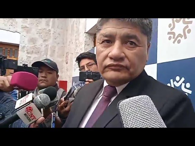 Alcalde de Arequipa a favor de instalar cámaras de seguridad al interior de las combis