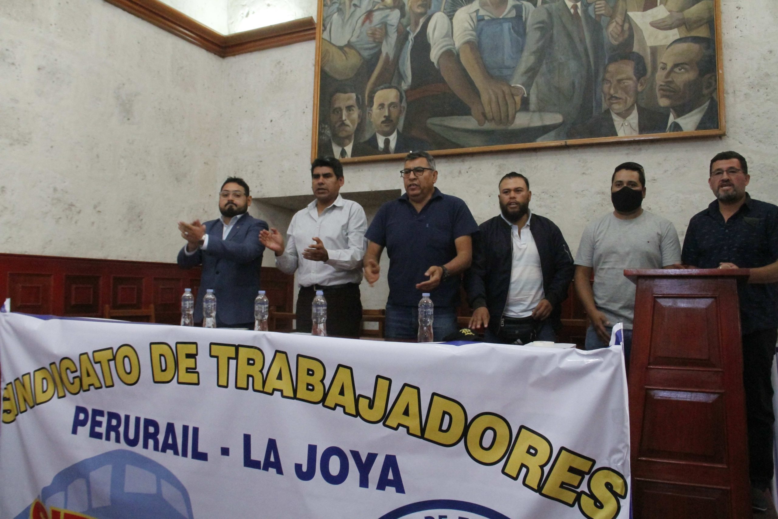 Trabajadores de PeruRail exigen pago de utilidades 