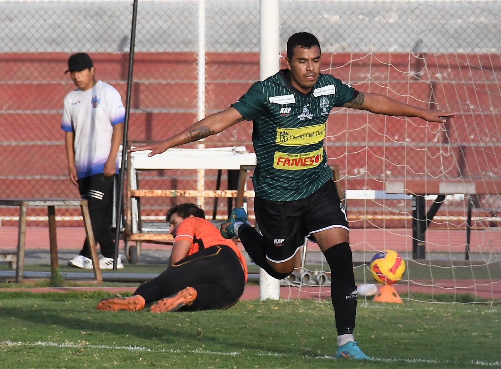 HURACÁN Y ATLÉTICO UNIVERSIDAD JUEGAN MAÑANA 