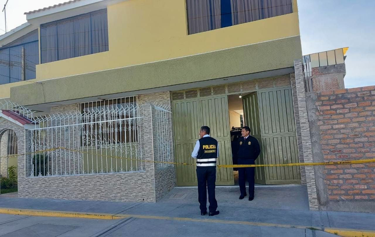 Familia lincha y mata a delincuente por intentar robarles en Cerro Colorado