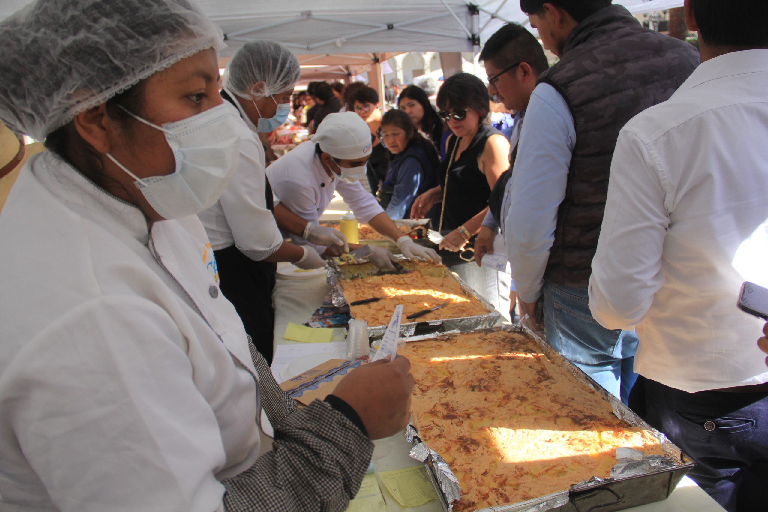 Elaboraron el Pastel de Papa más grande de Arequipa