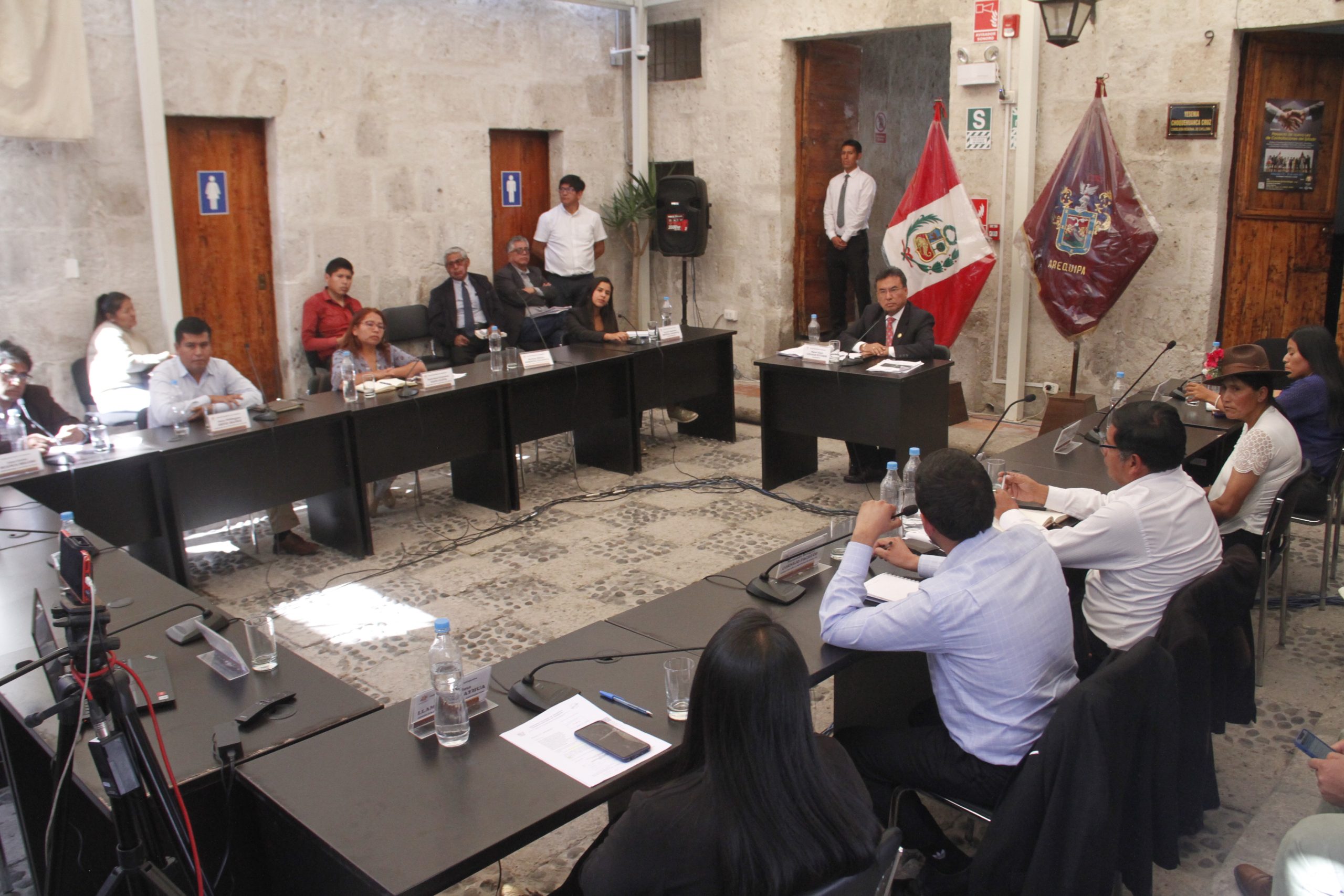 Consejo Regional solicita informe por excesivas contrataciones en el GRA