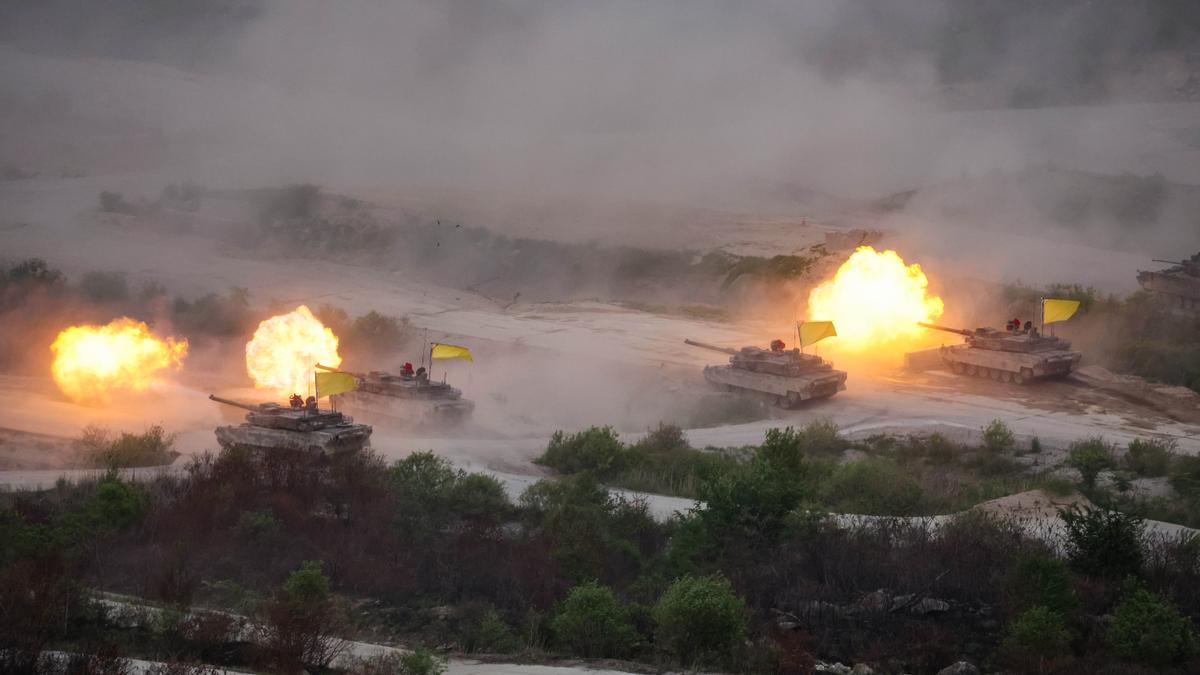 Corea del Sur y EE.UU. inician sus mayores maniobras con fuego real