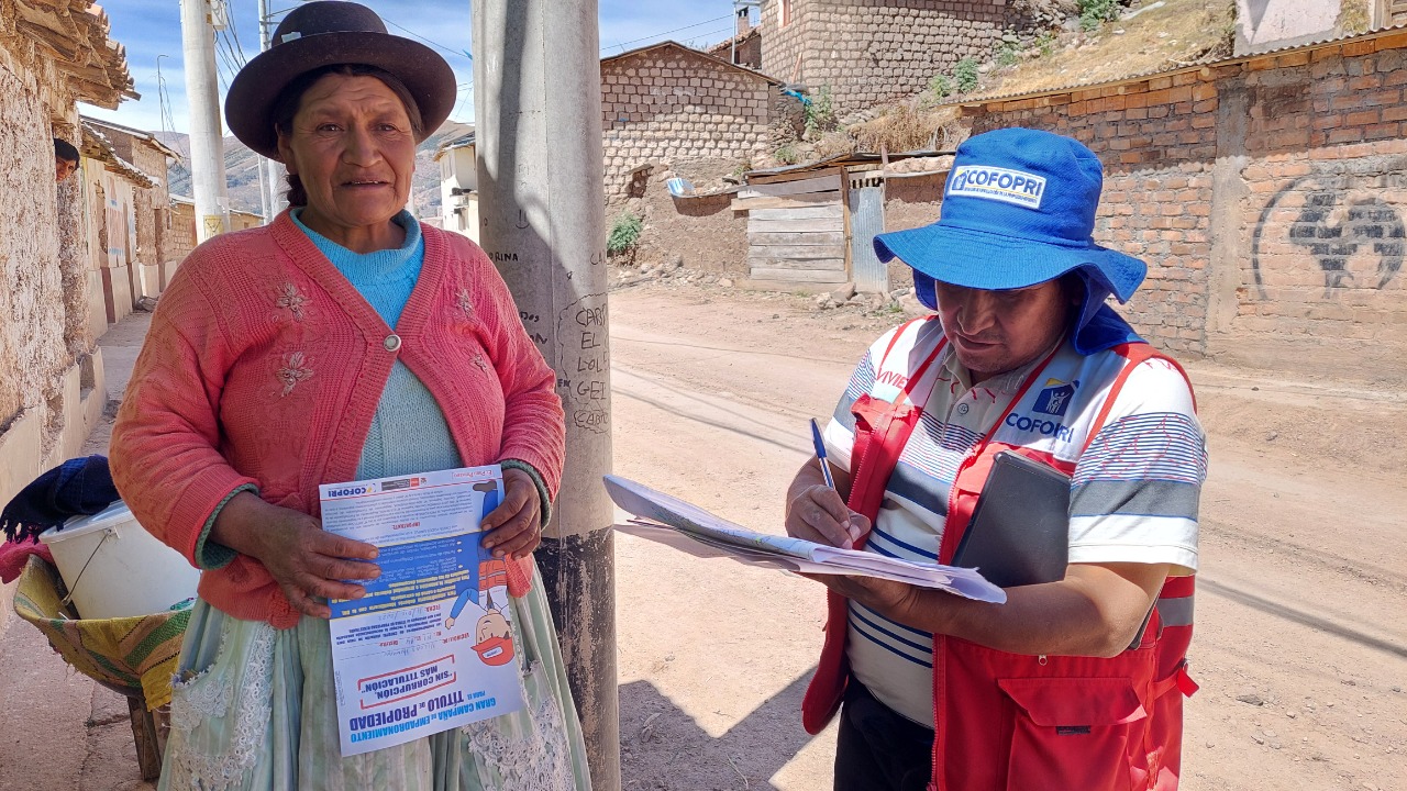 Entregarán títulos de propiedad para 11 mil viviendas a fin de mes