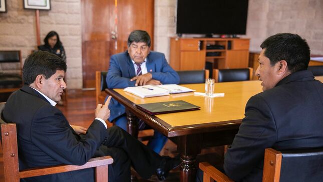 Gobernador Regional hace cambio por quinta vez en las Gerencias Regionales Comunicaciones.