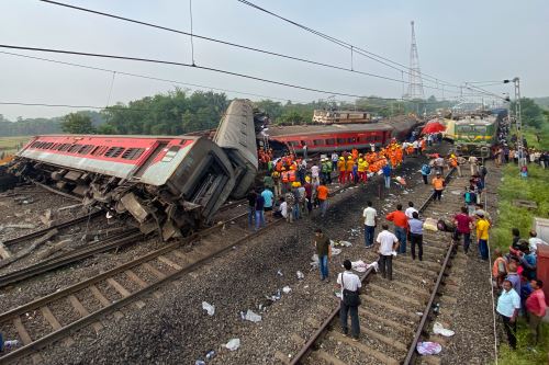 Descarrilamiento de otro tren en India subraya carencias