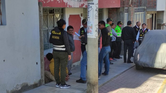 Capturan a banda robacasas en el distrito de Socabaya