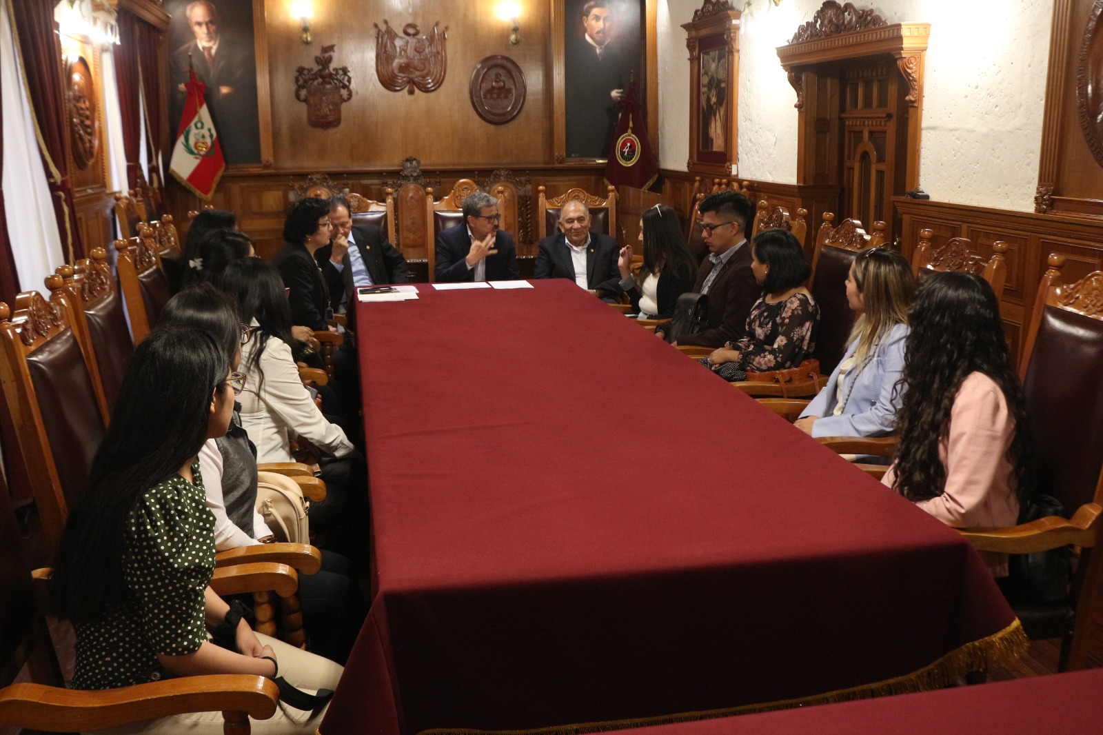 UNSA compromete a estudiantes líderes en el desarrollo del país