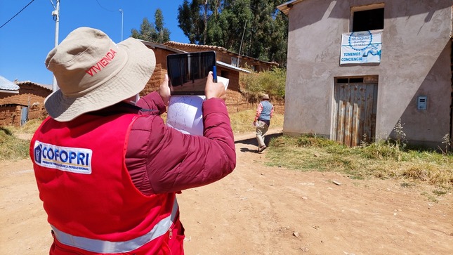 Cofopri visitará más de 700 lotes urbanos para empadronamiento