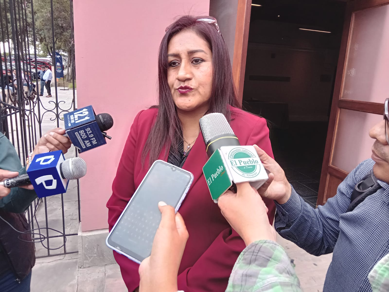 Regidora responde por críticas a Gerencia de Transporte